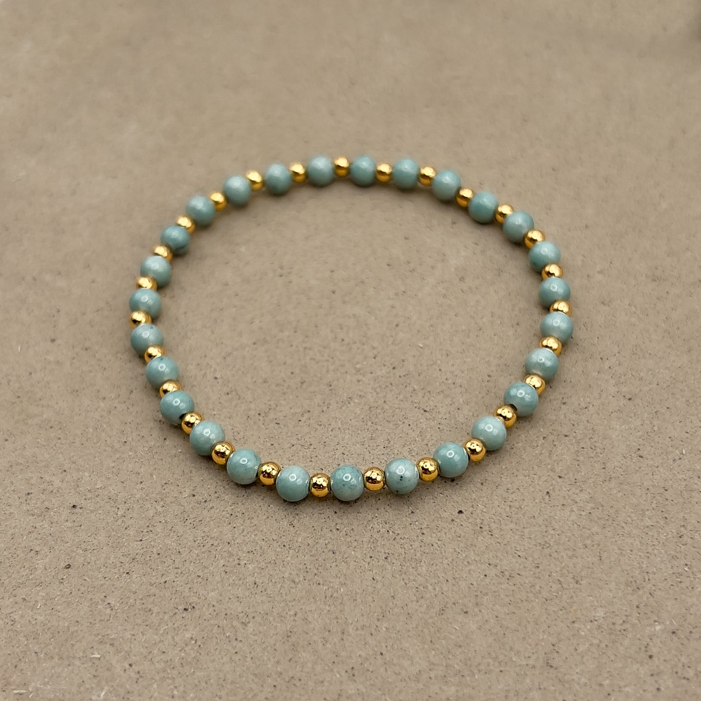 Blue Quartz Gilded Stone Bracelet