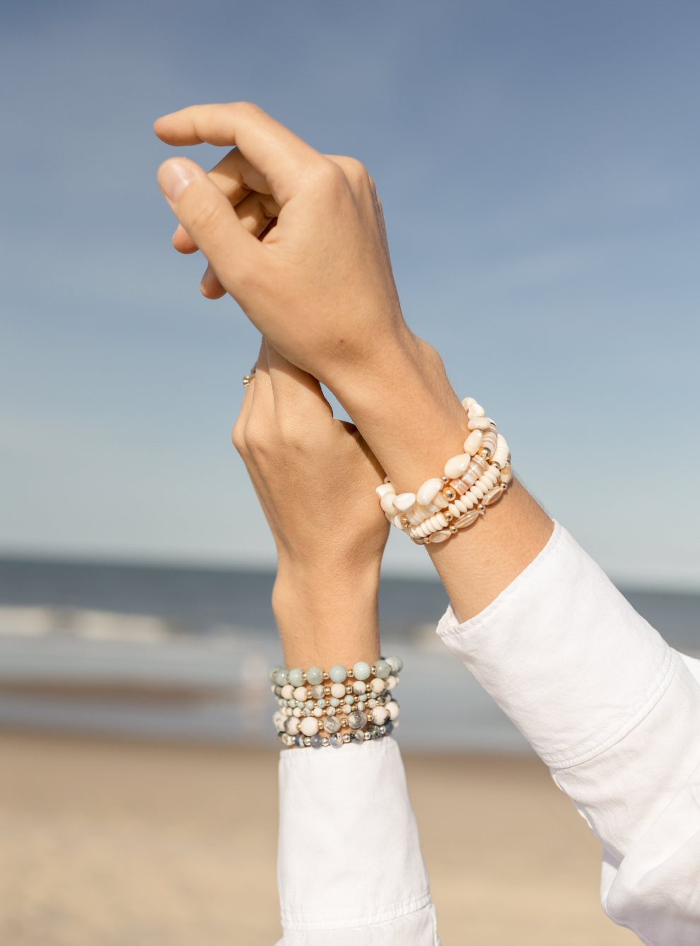 Blue Quartz Gilded Stone Bracelet