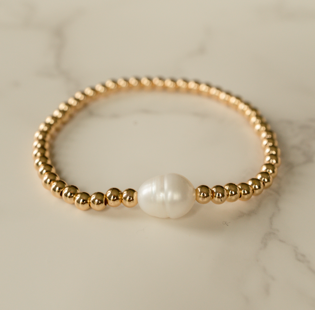 Purity Gold Pearl Bracelet