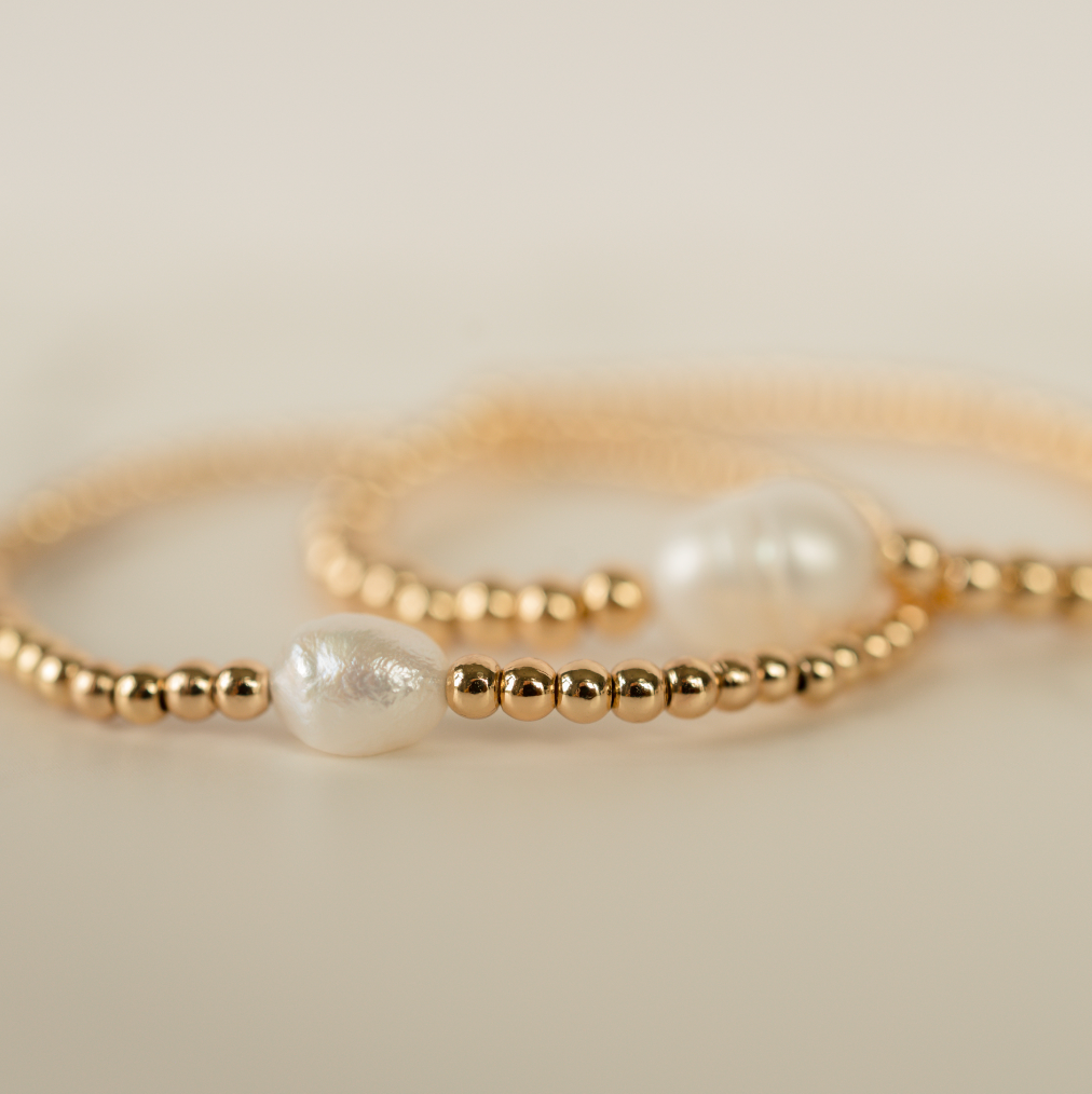 Purity Gold Pearl Bracelet