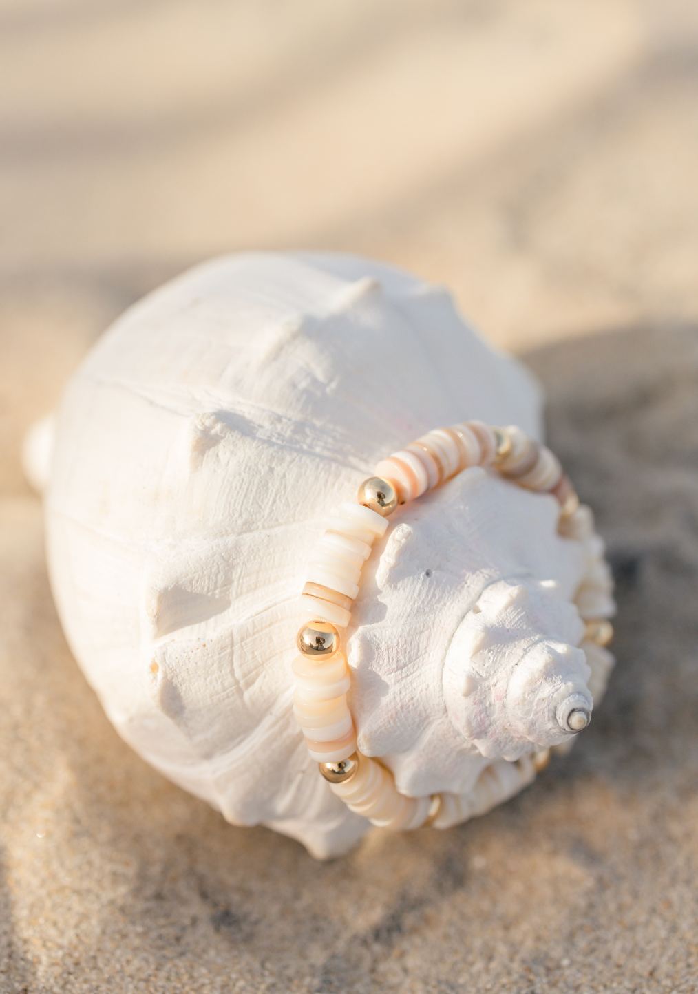 Rosy Dawn Shell Bracelet