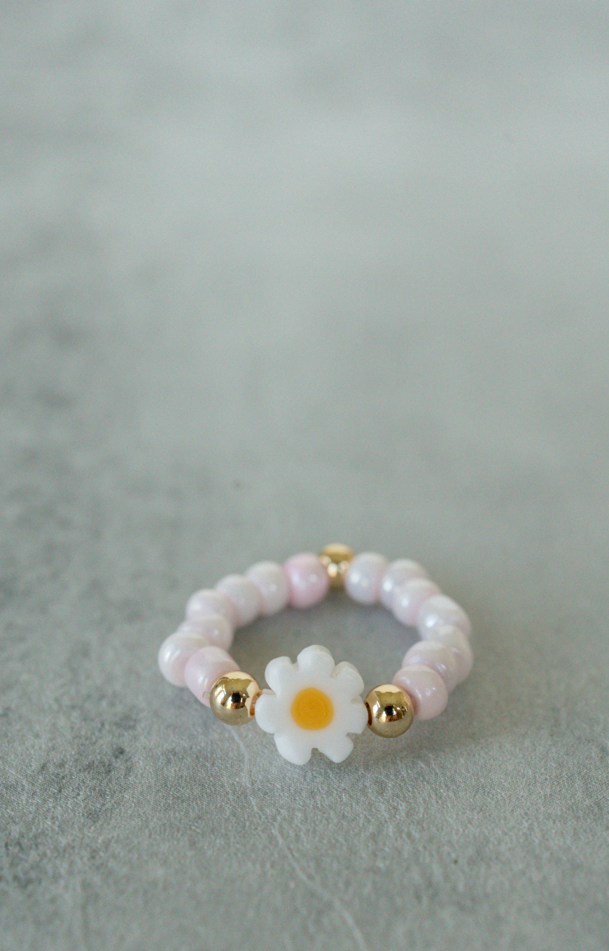 Daisy Delight Ring